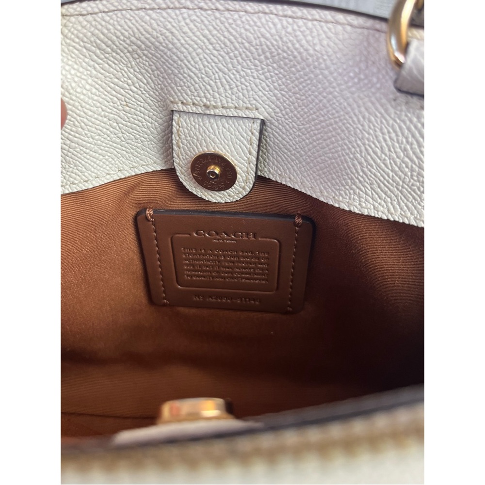 COACH Mini Lillie Carryall (Chalk) - Picture 12 of 16